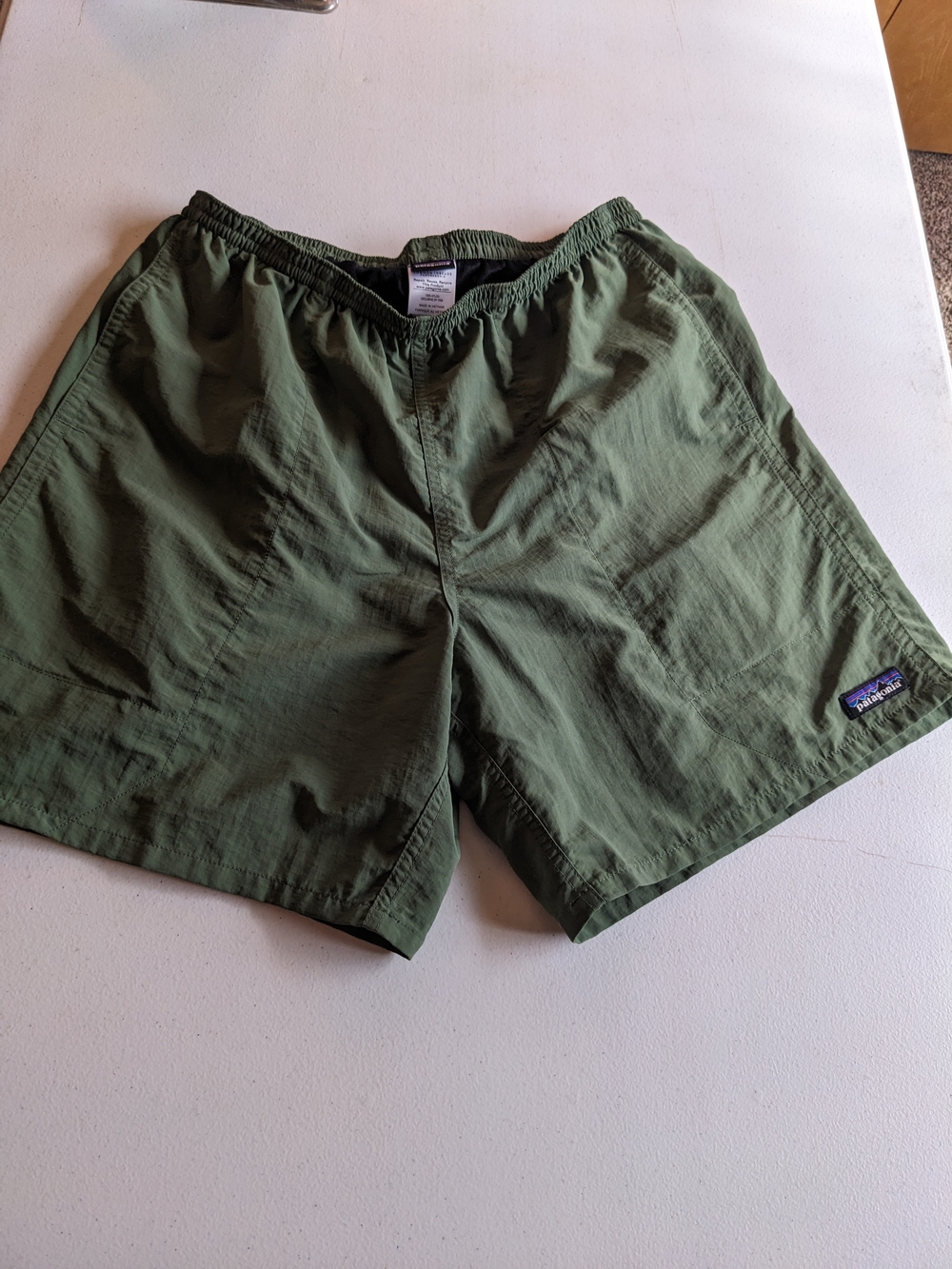 Patagonia Men's Baggies™ Shorts - 5" Inseam - Olive/Terrain Green Lined Medium